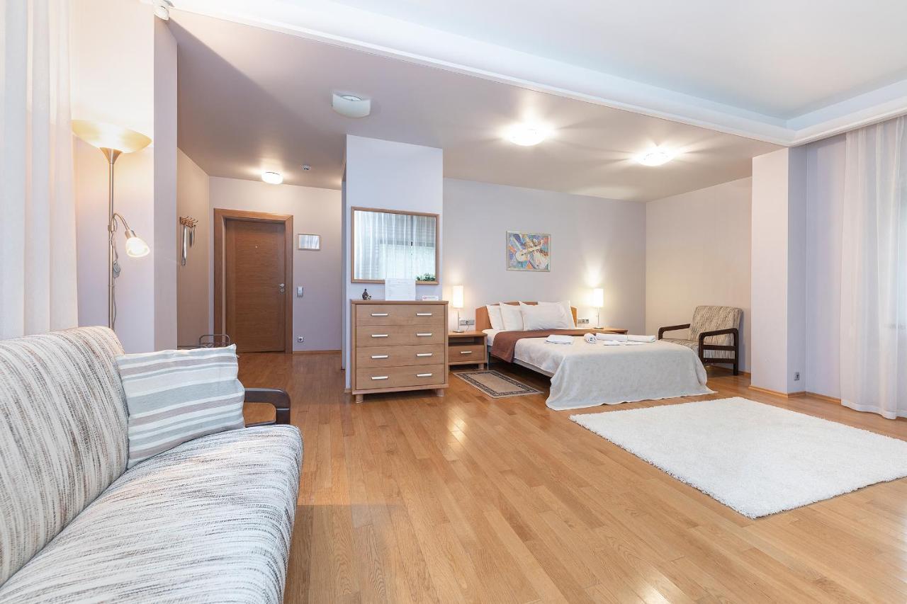 Room In Guest Room - Valensija - Large Suite Jurkalne Zewnętrze zdjęcie
