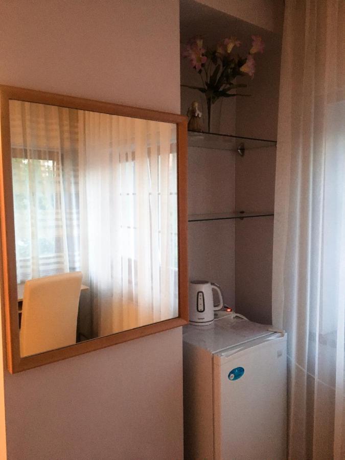 Room In Guest Room - Valensija - Large Suite Jurkalne Zewnętrze zdjęcie