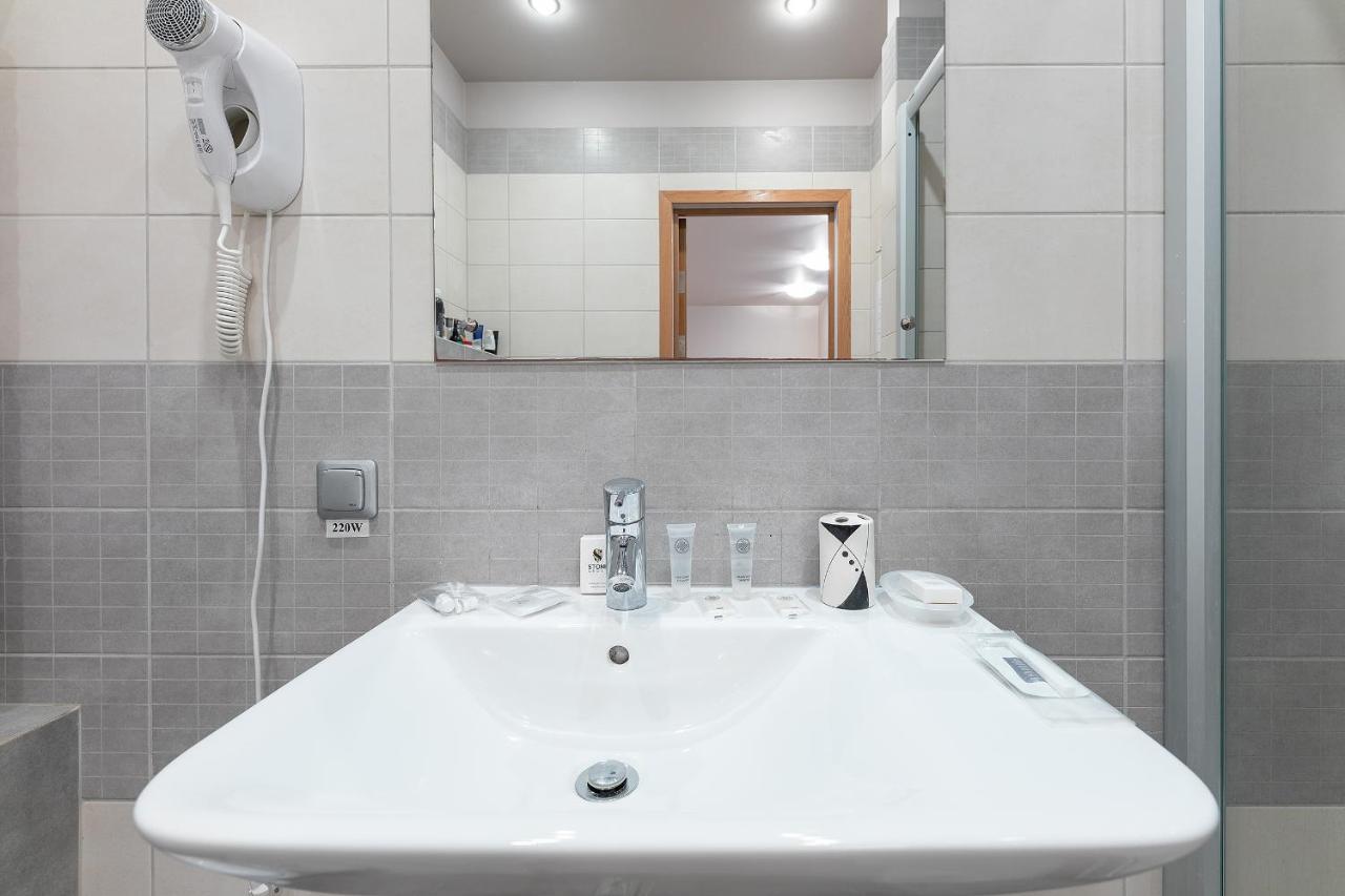 Room In Guest Room - Valensija - Large Suite Jurkalne Zewnętrze zdjęcie