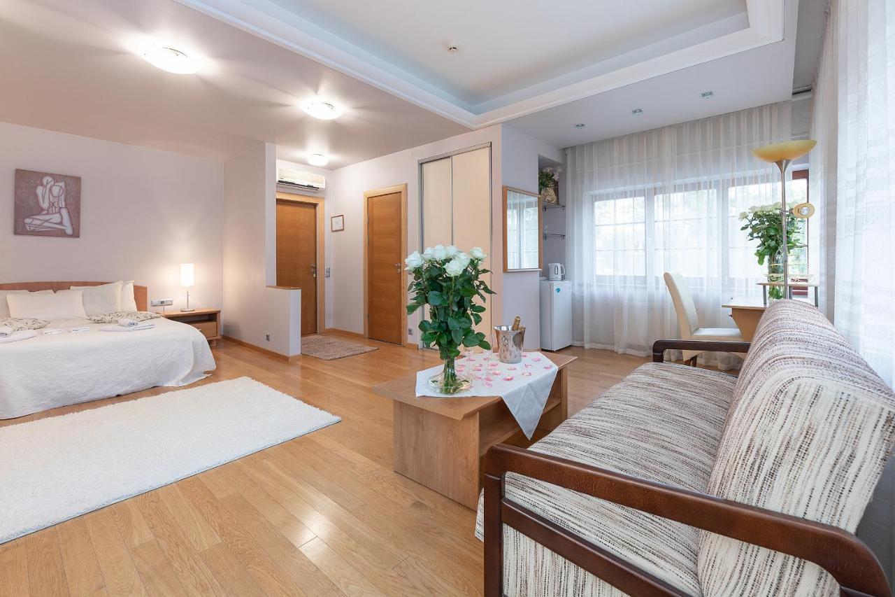 Room In Guest Room - Valensija - Large Suite Jurkalne Zewnętrze zdjęcie