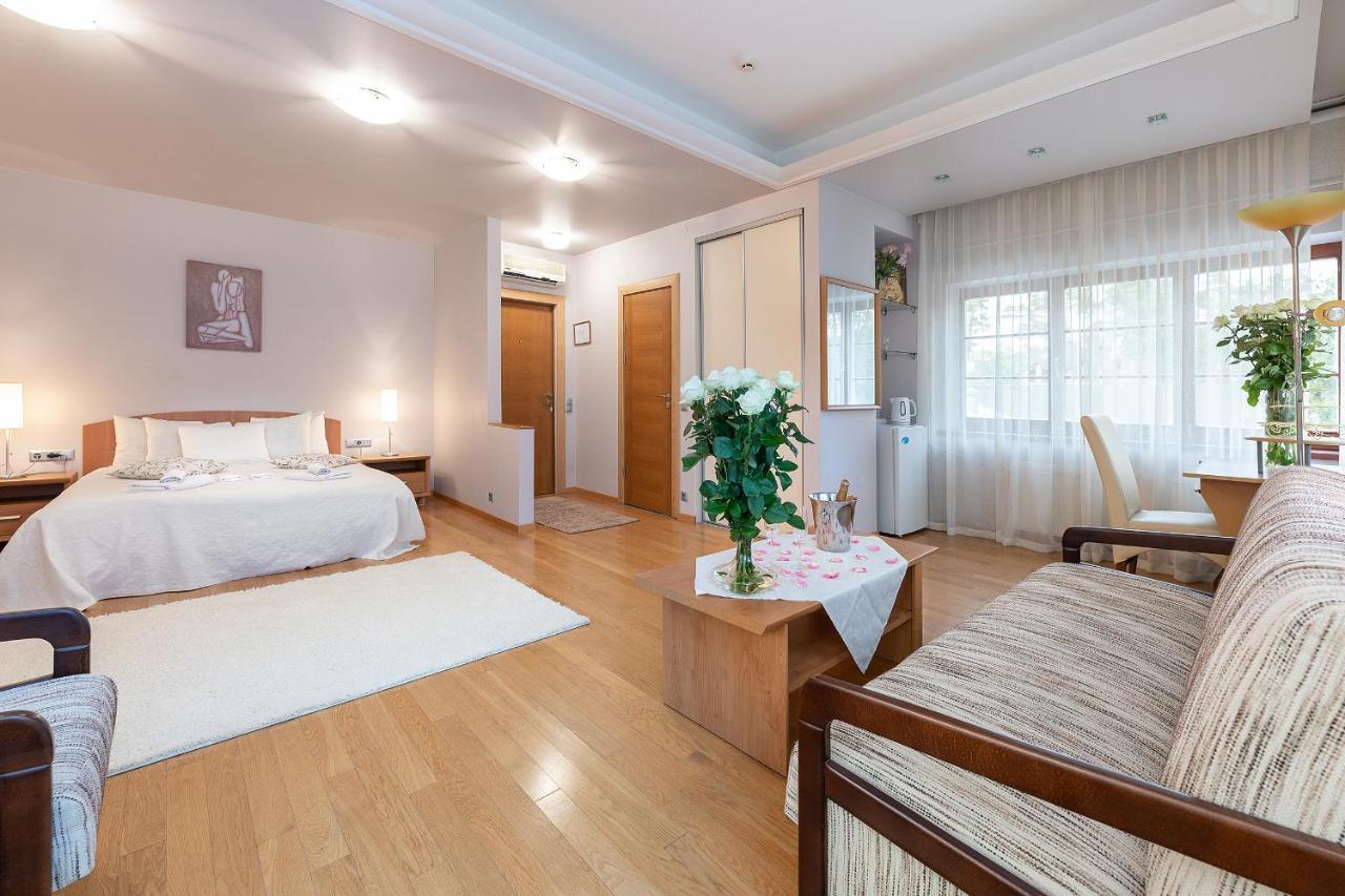 Room In Guest Room - Valensija - Large Suite Jurkalne Zewnętrze zdjęcie
